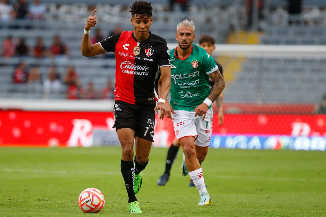 Con gol de Gaddi Aguirre en la recta final del segundo tiempo, Atlas ganó en la Jornada 17 del Apertura 2022 a un Necaxa que falló en varios ocasiones en el adiós de Diego Cocca.