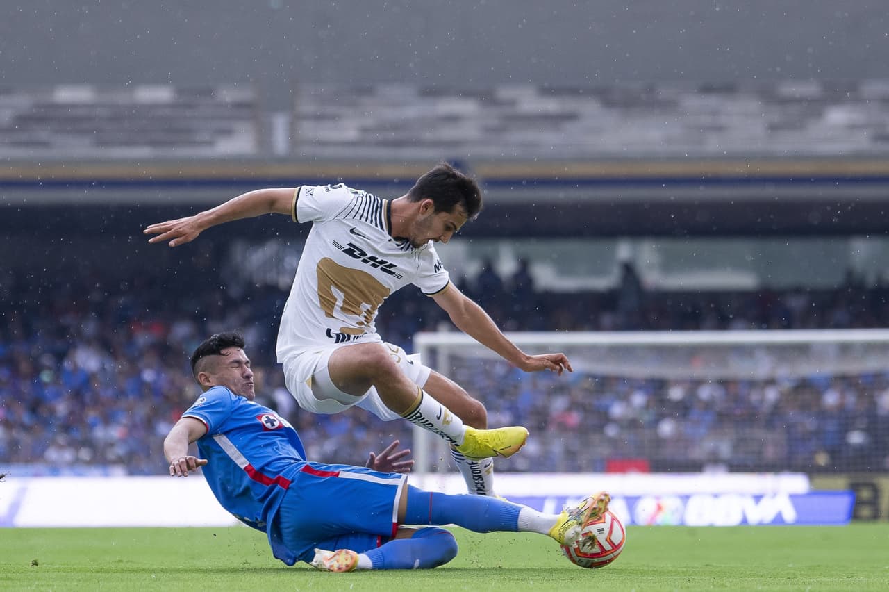 Cruz Azul ganó en Ciudad Universitaria a dejó a Pumas al borde de la eliminación en el Apertura 2022.