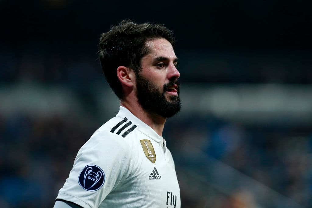 MADRID, SPAIN - DECEMBER 12: Isco of Real Madrid looks on during the UEFA Champions League Group G match between Real Madrid and CSKA Moscow at Bernabeu on December 12, 2018 in Madrid, Spain. (Photo by Gonzalo Arroyo Moreno/Getty Images)