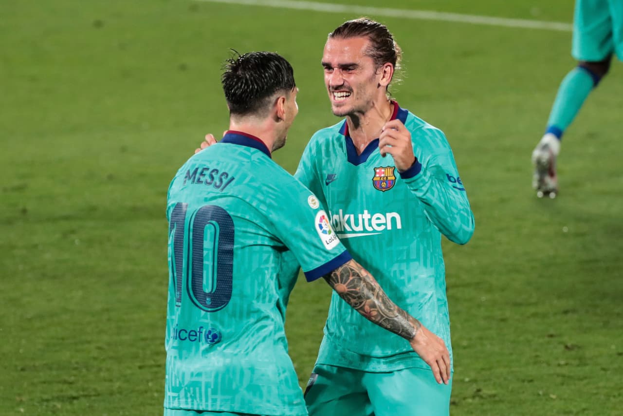 Messi y Griezmann se entrenan de forma voluntaria en día festivo en España