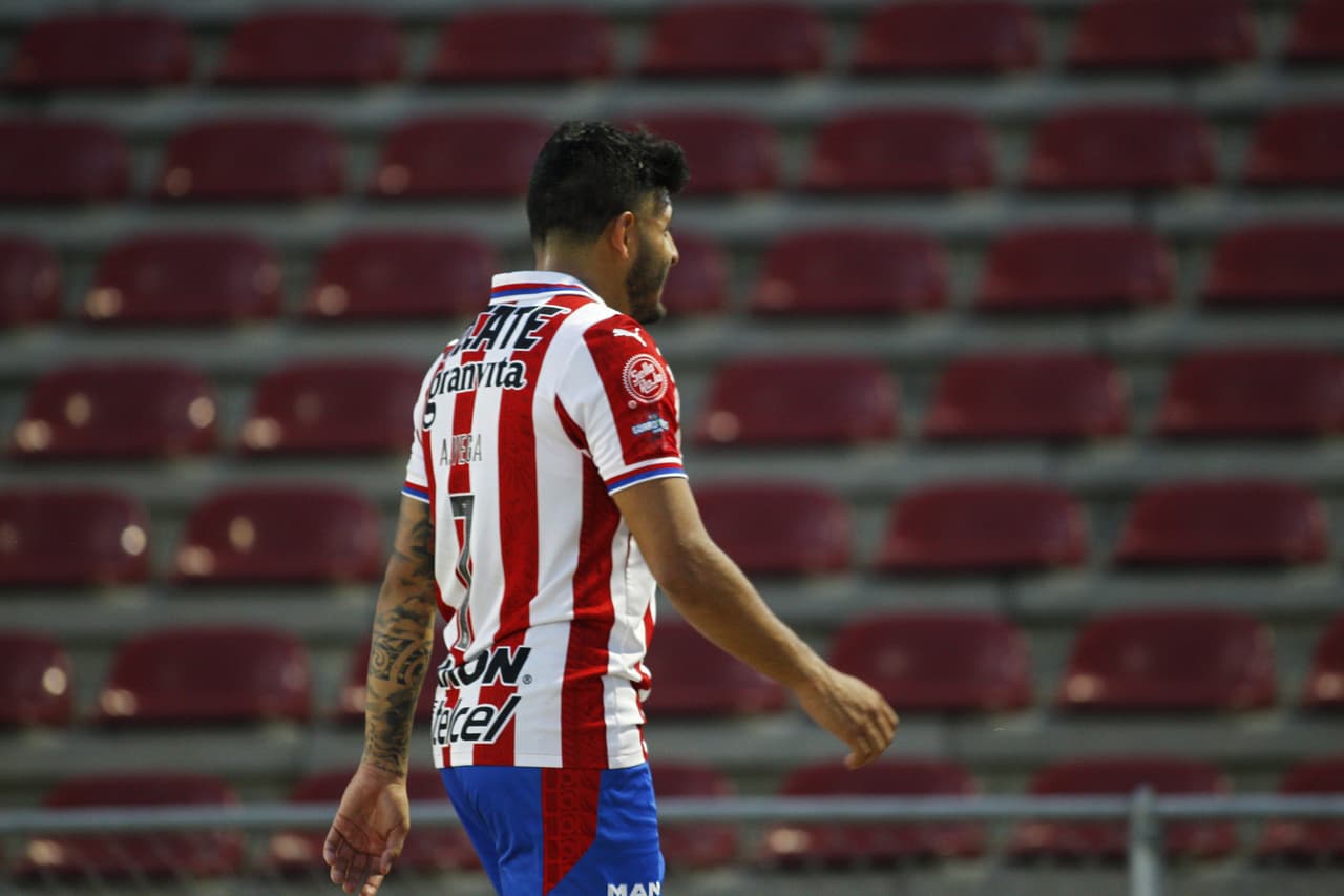 Nueve jugadores de Chivas han protagonizado casos de indisciplina en los últimos años