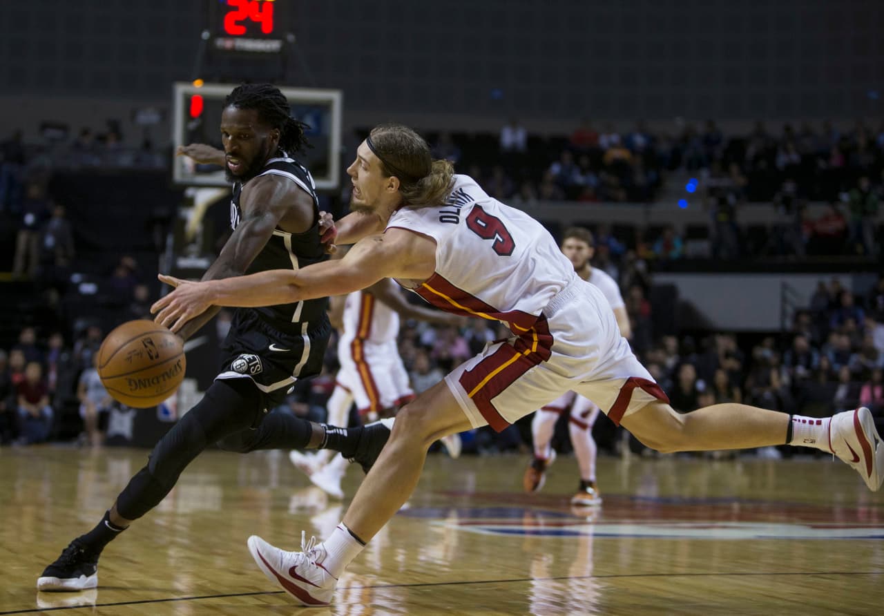 Disfruta de las imágenes del emocionante partido de temporada regular celebrado en Ciudad de México entre el Miami Heat y los Nets de Brooklyn.
