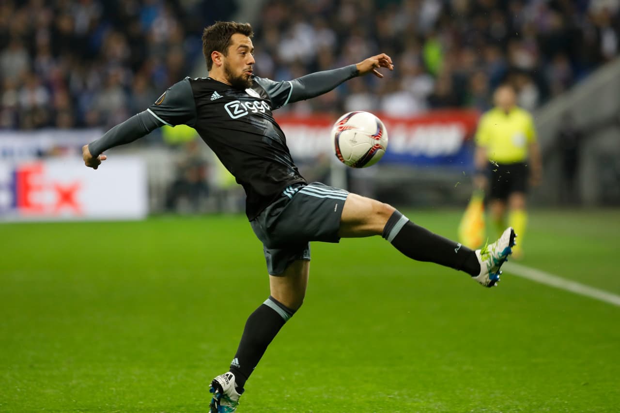 El alemán Amin Younes, del Ajax de Amsterdam, podría regresar a su país a partir de julio. El sorpresivo RB Leipzig estaría tras su traspaso.