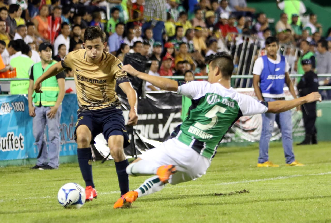 Alan Mozo – El canterano de Pumas debutó en la Copa MX de 2015 y perdió en cuartos de final con Pumas sub-20.
<br>