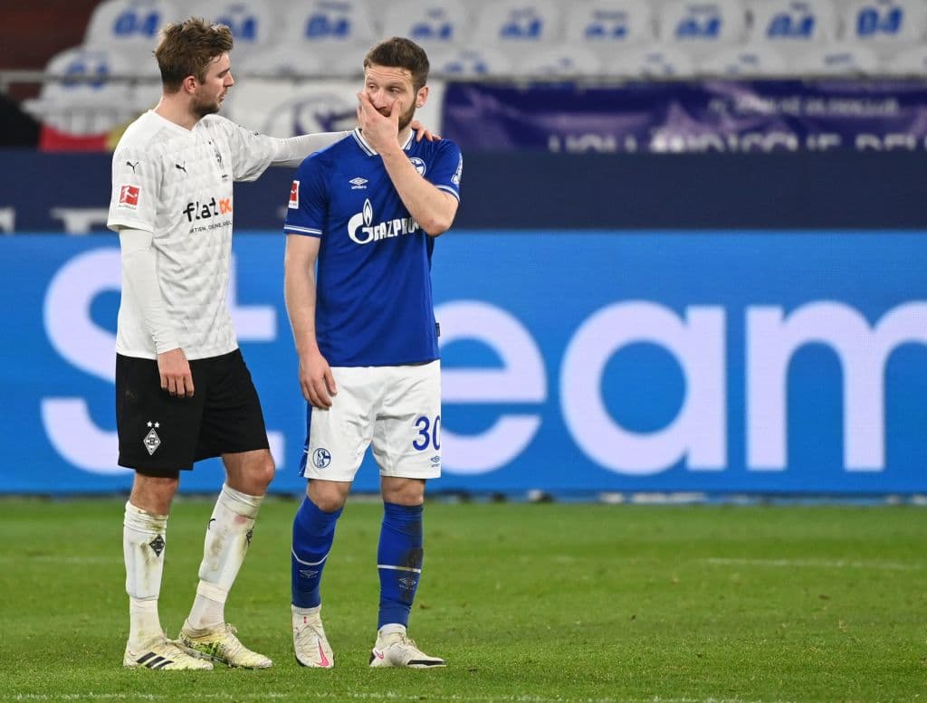 M’Gladbach hizo ‘leña del árbol caído’ y goleó 0-3 al Schalke 04, quienes resguardan el sótano de la tabla general. M’Gladbach llegó a 36 unidades; Schalke 04 se quedó con 10 en el último peldaño.