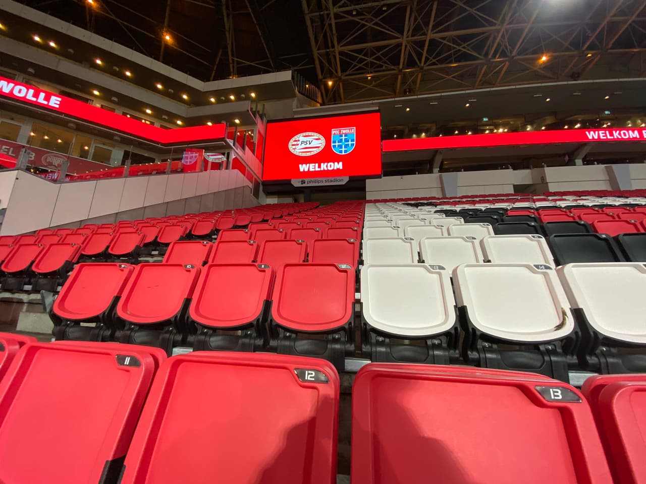 Con goles de Hemdrix, Itaharen, Vruma y Gakpo, el PSV se lleva fácilmente el partido ante el PEC Zwolle en casa. El 'Guti' no fue convocado por lesión en el tobillo.