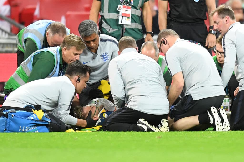 La angustia estuvo presente en el Estadio de Wembley con
<a href="https://www.univision.com/deportes/futbol/uefa-nations-league/en-fotos-los-momentos-de-angustia-por-la-lesion-de-luke-shaw-en-la-uefa-nations-league-fotos" target="_blank">la dura caída de Luke Shaw</a> que conmocionó a sus compañeros y asistentes.