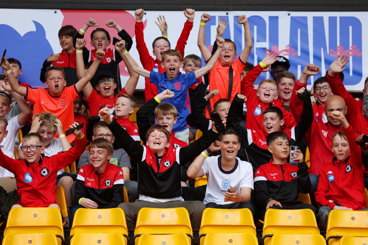 Inglaterra e Italia empataron sin goles en el Molineux Stadium, casa del Wolverhampton.