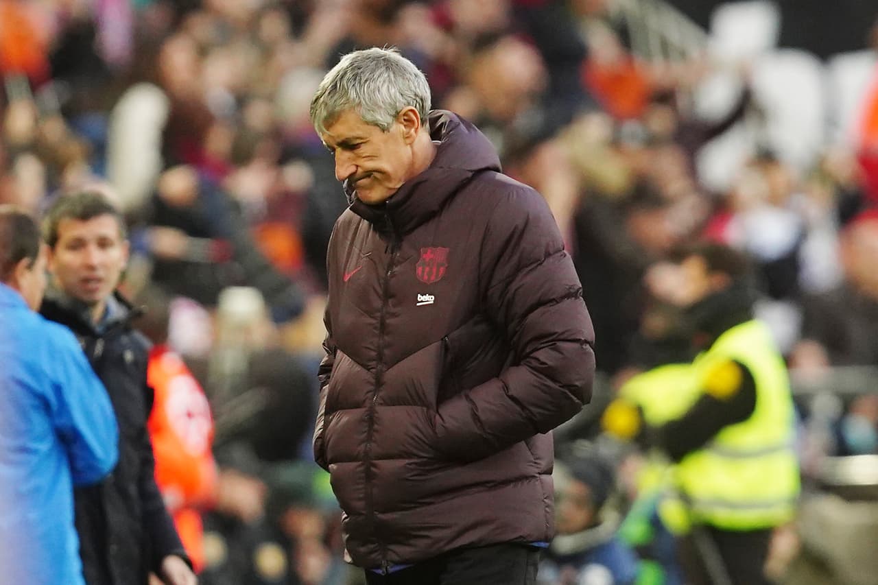 Josep María Bartomeu, presidente del Barcelona, confirma: "Quique Setién está fuera"