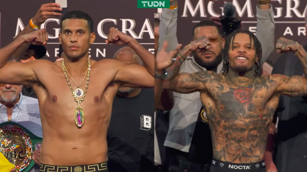 David Benavidez y Gervonta 'Tank' Davis cumplen con el peso en ceremonia de pesaje