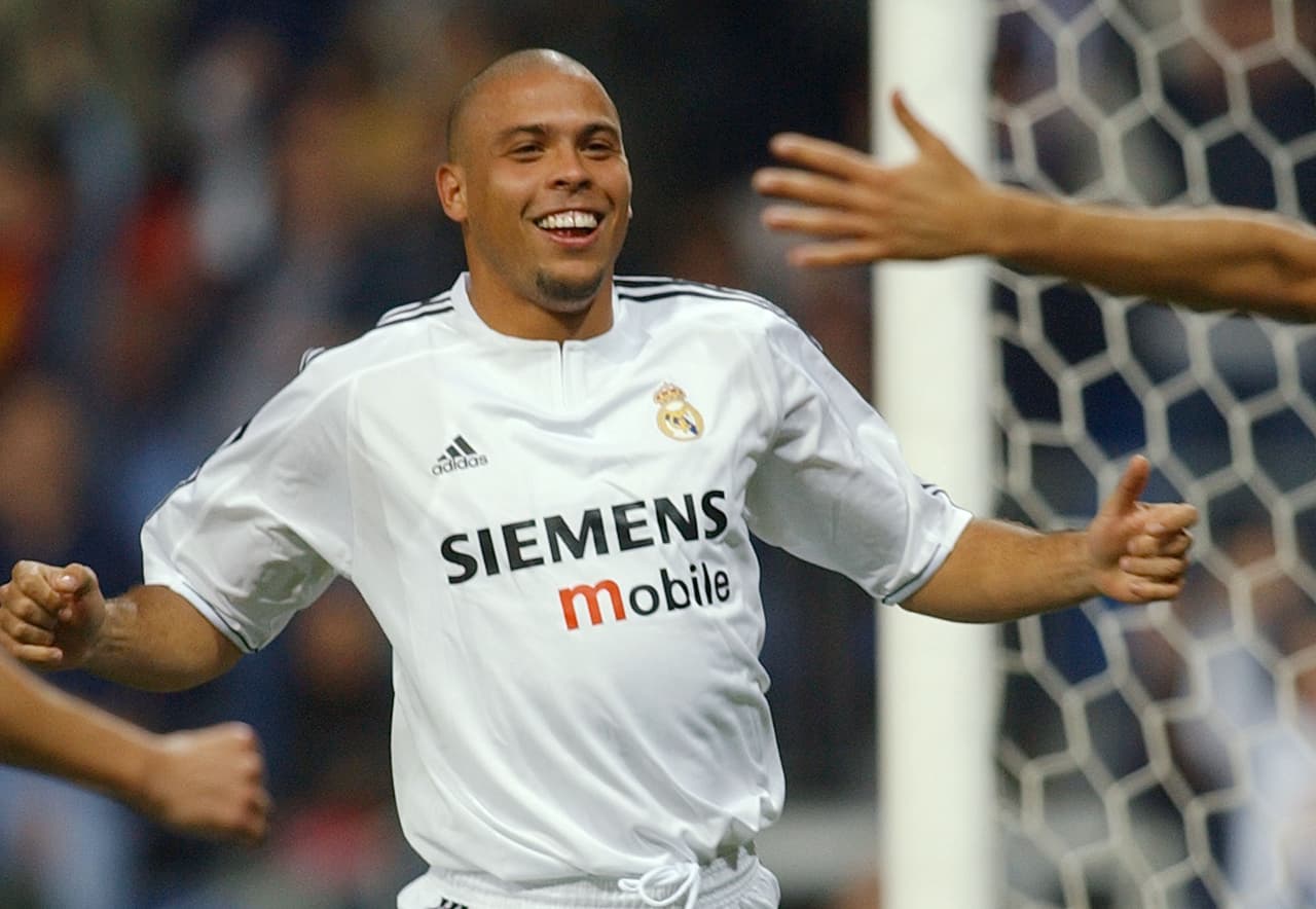 Ronaldo Nazario es otro de los que extrañamente nunca pudo con la Champions, aunque jugó en equipos de la talla del Real Madrid, Barcelona, Inter de Milán y A.C. Milan, todos campeones de Europa.