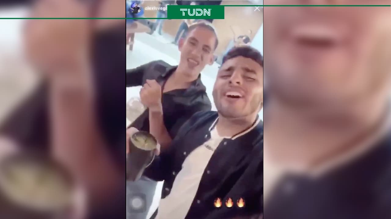 Alexis Vega y Uriel Antuna se han visto envueltos en la polémica por su fiesta.