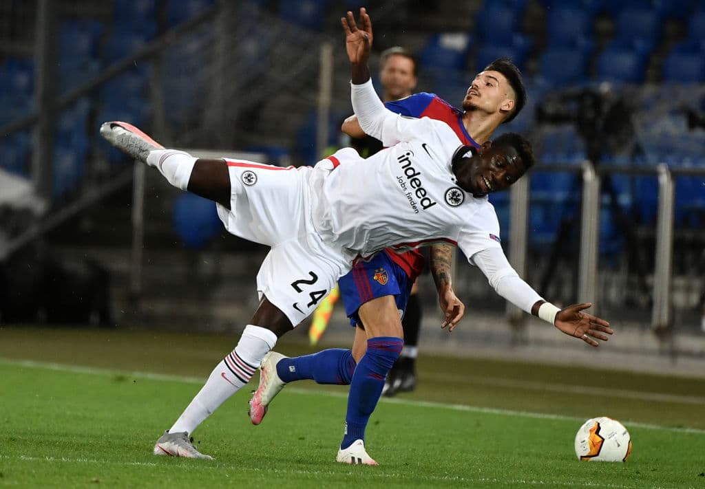 Aunque Basel era más peligroso, los de Frankfurt tenían mayor posesión del balón durante el primer tiempo.