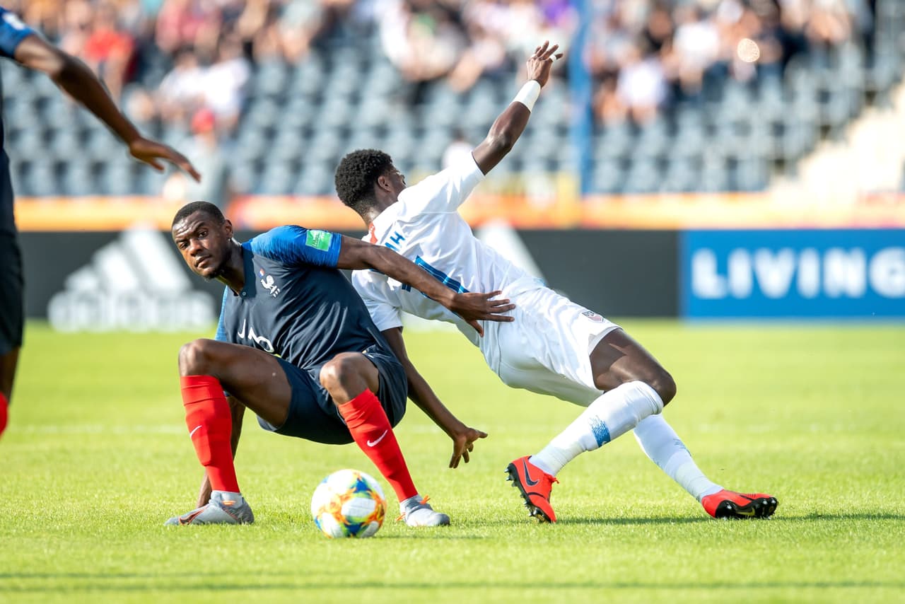 Un gran resultado con una carga de angustia y emoción que dejó al Team USA en la siguiente ronda del Mundial.