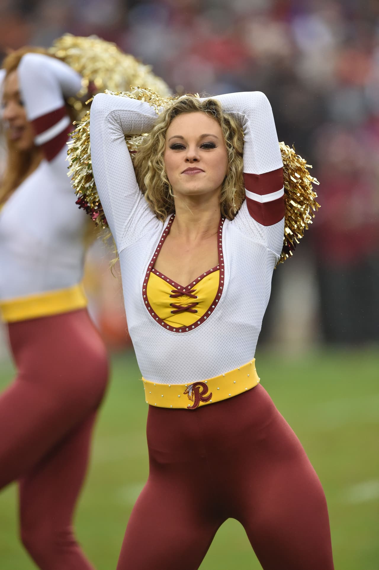 Con el invierno las cheerleaders de la NFL lucirán sus pantalones más ajustaditos y sexys para la temporada, checa lo que podrás ver.