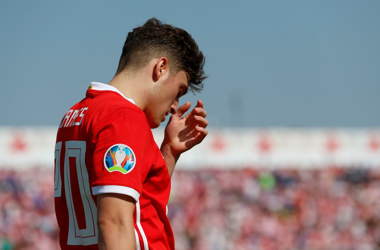 El galés Daniel James quedó tumbado en el campo tras un golpazo en la cabeza durante el encuentro contra Croacia.