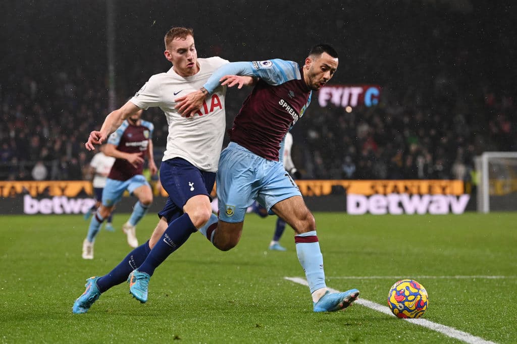 Totteham cae ante el penúltimo equipo de la tabla en la Premier League, Burnley, con marcador de 1-0, partido pendiente de la J13. El único gol de la tarde fue por parte de Ben Mee al 71'.