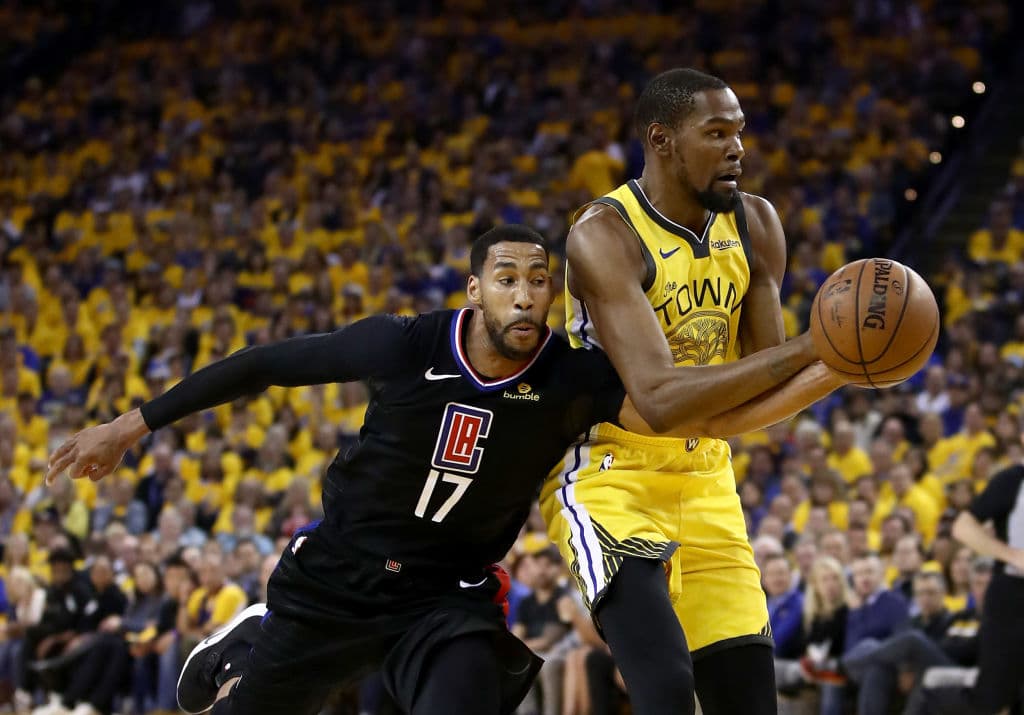 Las mejores imágenes del Juego 2 de la serie de Playoffs de primera ronda de la Conferencia del Oeste entre los Warriors y los Clippers con una remontada histórica de 31 puntos del equipo de LA.