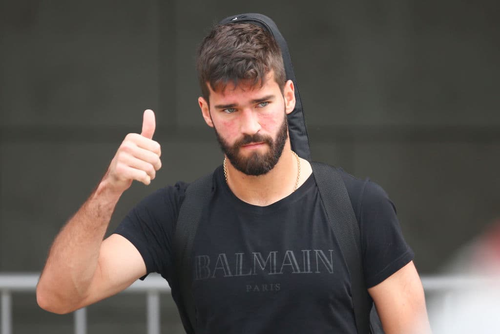 Liverpool es el segundo con más gastos y en ello influyó la contratación por 75 millones de euros del arquero Alisson Becker, el más caro en la historia.