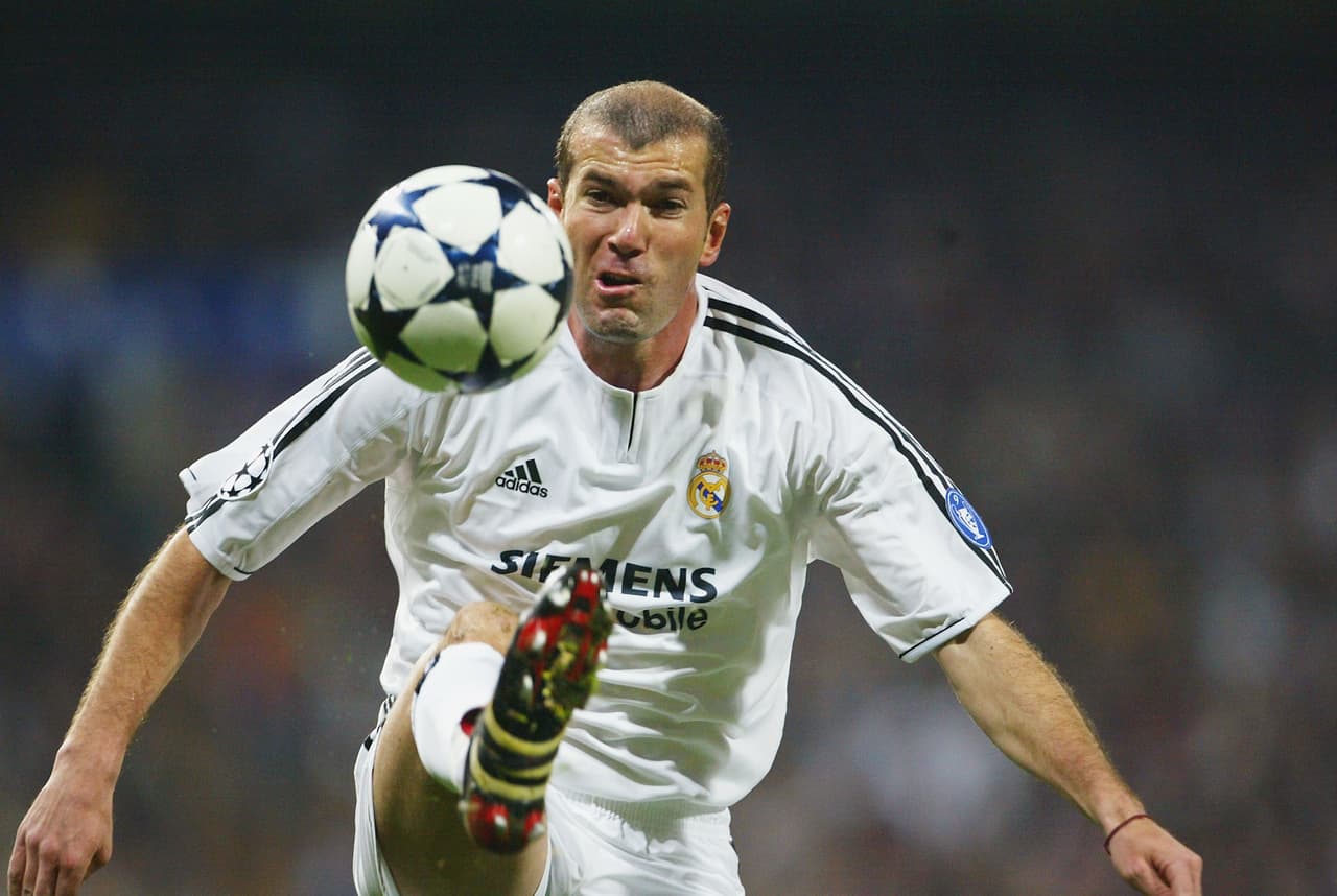 Mediocampista: Zinedine Zidane (1998)