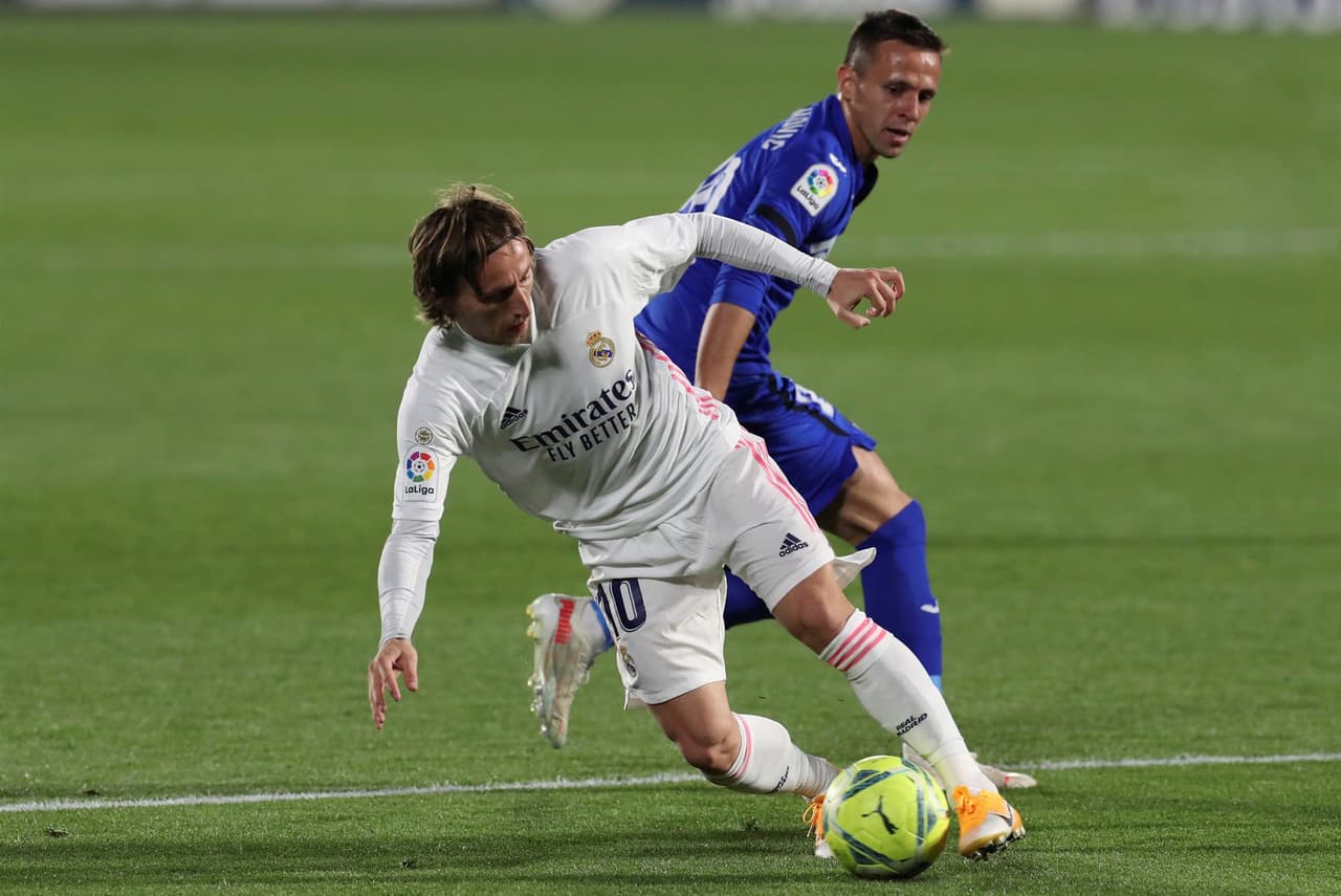 Real Madrid y Getafe empatan a ceros durante el encuentro correspondiente a la Jornada 33, disputado en el Coliseum Alfonso Pérez. Los 'Merengues' se alejan tres puntos de la cima con este resultado en LaLiga.