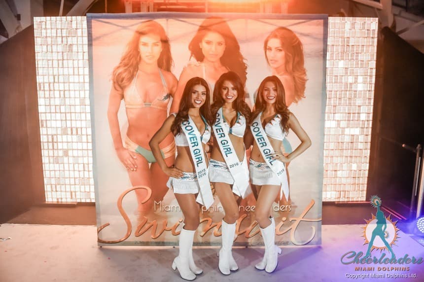 Las porristas de los Miami Dolphins lucieron espectaculares y realmente sexys en su presentación en traje de baño de este año. ¡Checa qué bellezas!