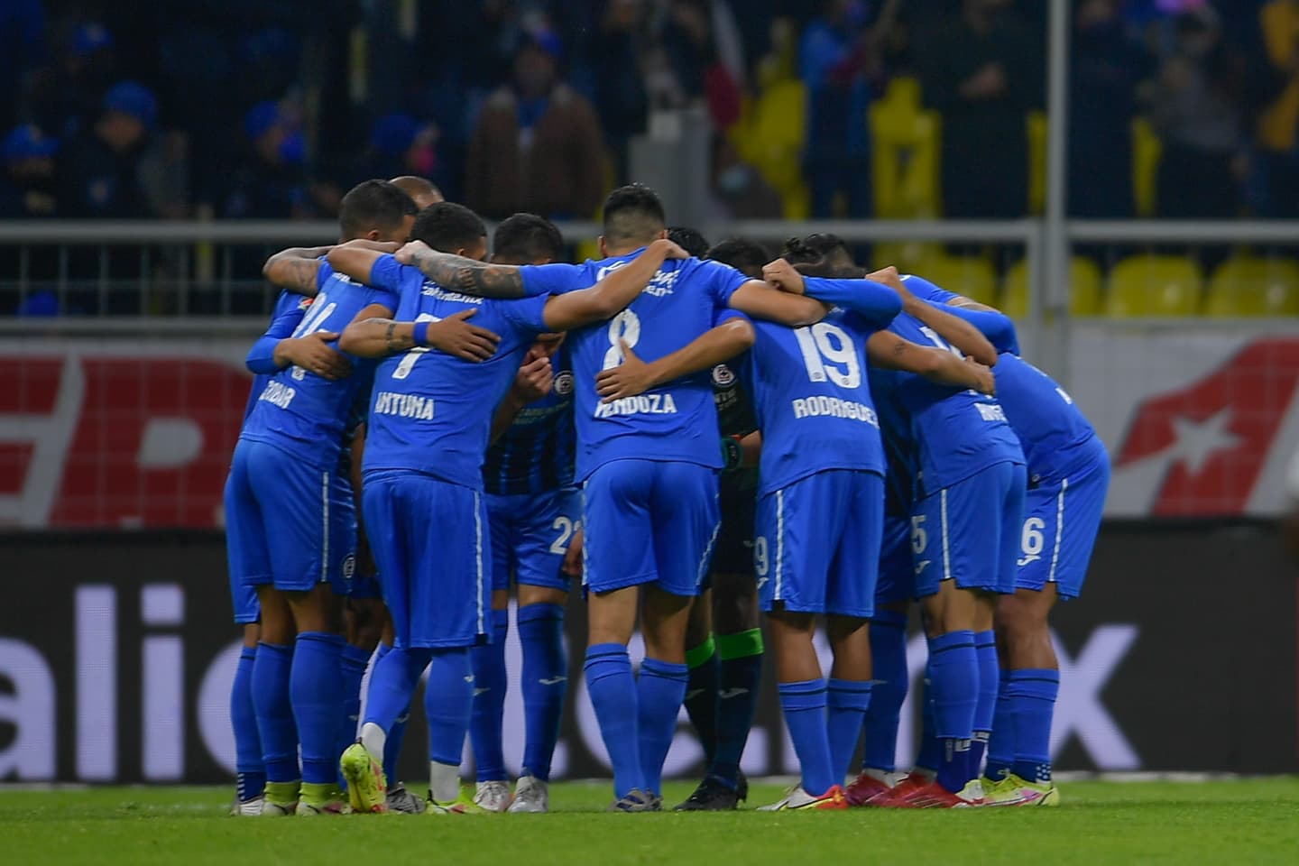 FC Juárez presenta jersey especial en memoria de Juan Gabriel