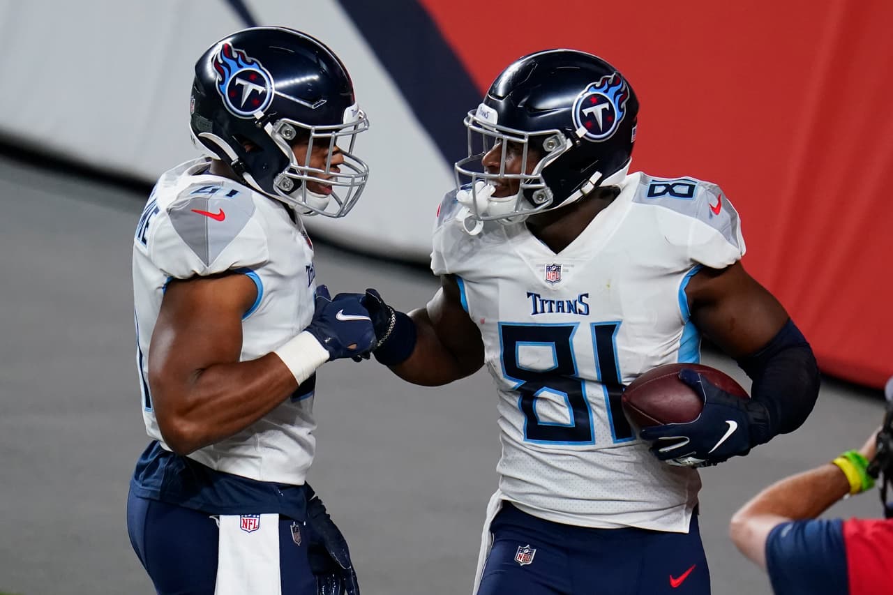 Derick Henry brilla en el juego al romper las 100 yardas, y los Titans consiguen la victoria 16-14 sobre los Denver Broncos.