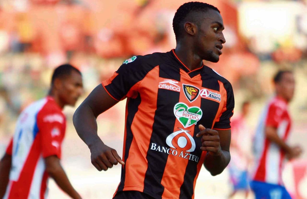 En ese equipo de Jaguares estuvo el colombiano Jackson Martínez, una de las máximas figuras de la institución que luego partió para Porto de Portugal, donde fue goleador, y que incluso anotó dos goles con Colombia en el Mundialde Brasil-2014.