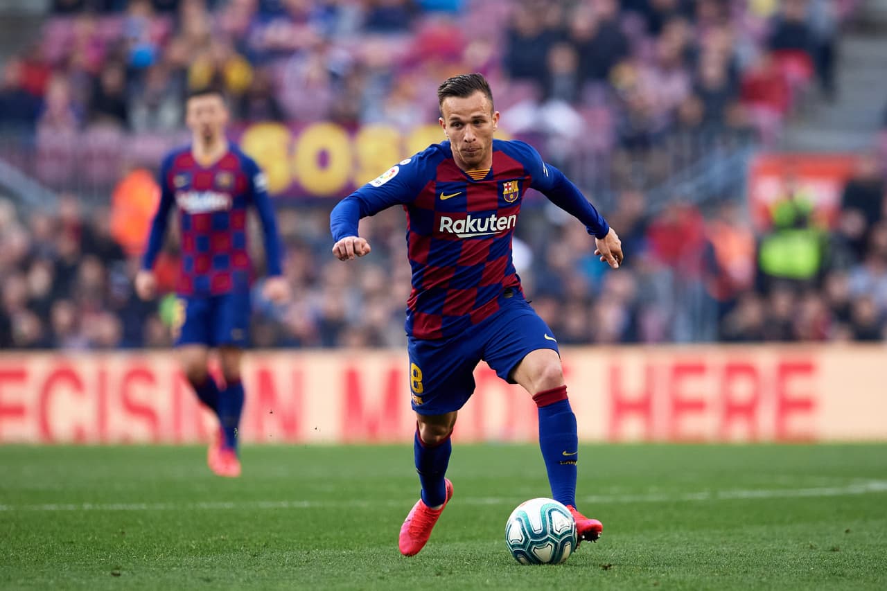 Arthur es baja indefinida en el Barcelona por lesión de tobillo