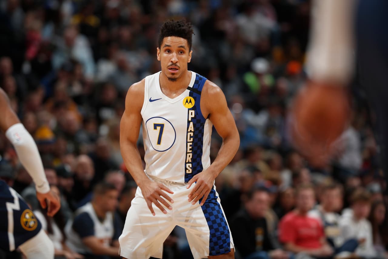 Malcolm Brogdon ha pasado por una racha mala con Indiana Pacers, simplemente en los tiros de tres puntos, su porcentaje bajó de 43% a 35% de efectividad. Sin embargo Pacers son un equipo que puede sacar partidos muy apretados, simplemente se necesita un jugador que cierre los partidos como lo han hecho hasta ahora.