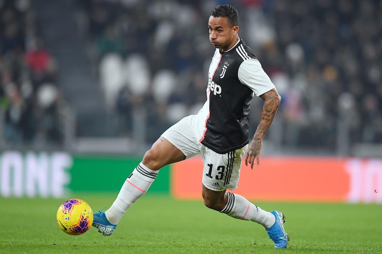 <b>Lateral derecho</b>
<br>Danilo