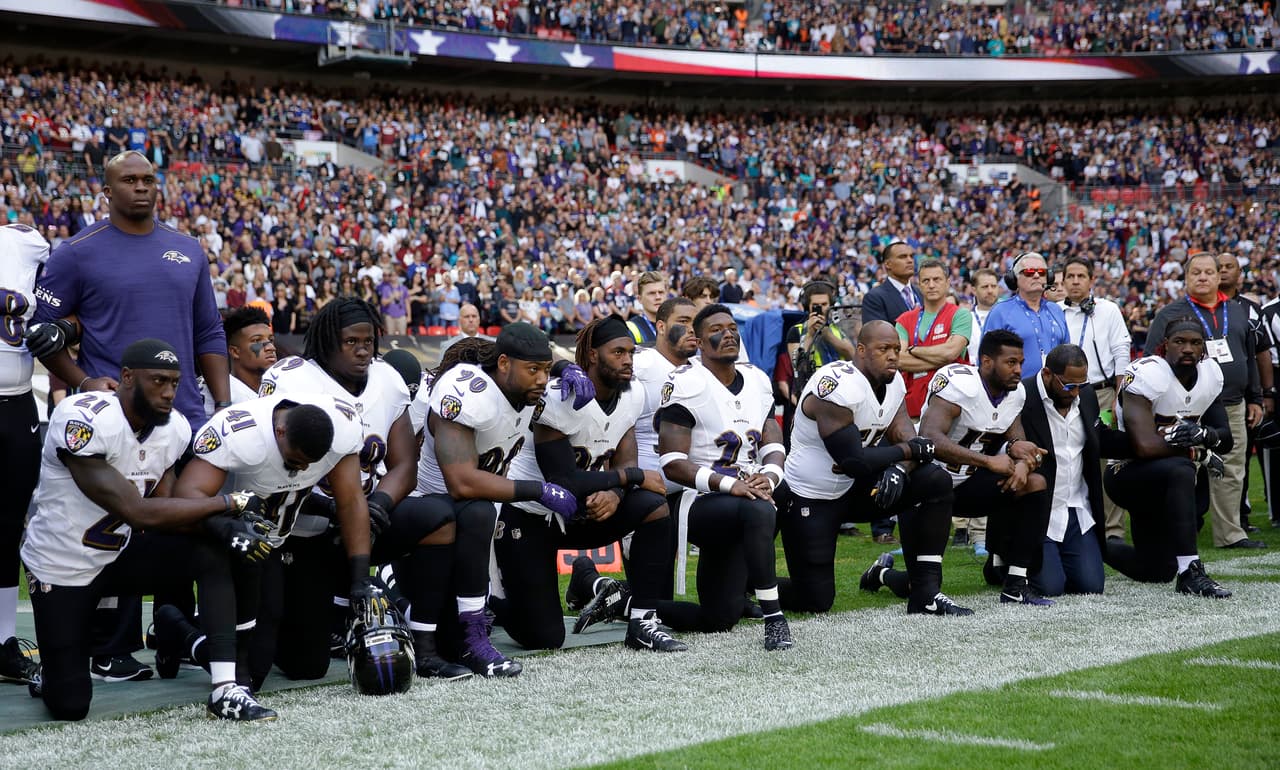 Los jugadores de Jacksonville Jaguars y de Baltimore Ravens respondieron en Wembley con protesta a la petición del presidente Donald Trump de despedir a quienes se arrodillaran cuando suene el himno.