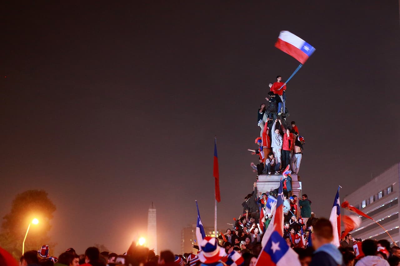 El país celebró sin saber que adentro se cocinaba toda una serie de problemas entre los jugadores, solo calmados por sus resultados deportivos.
