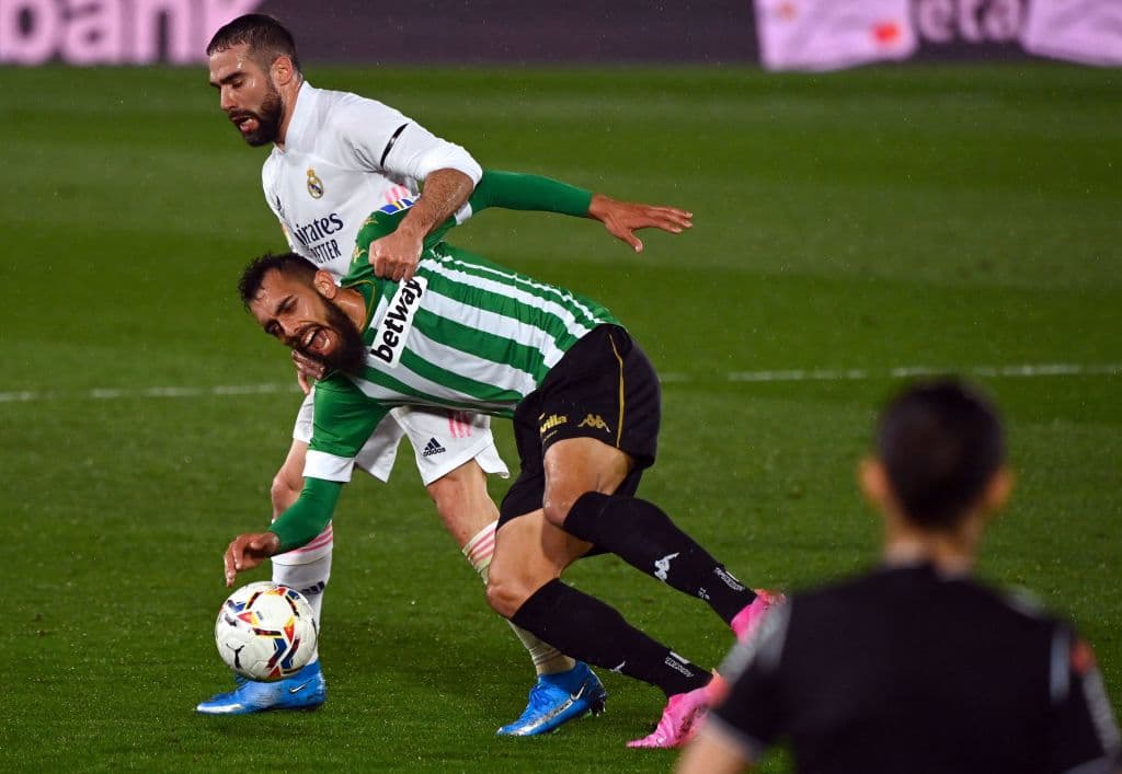 Real Betis y Real Madrid nos regalan un entretenido 0-0 que complica que el Madrid pueda levantar la copa.