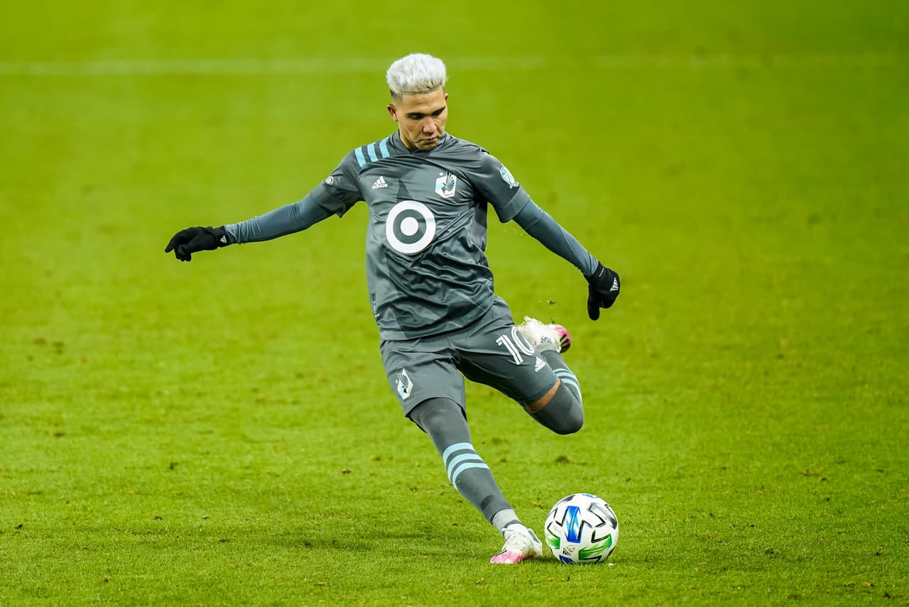 Emanuel Reynoso toma nuevos pasos para volver a las filas del Minnesota United