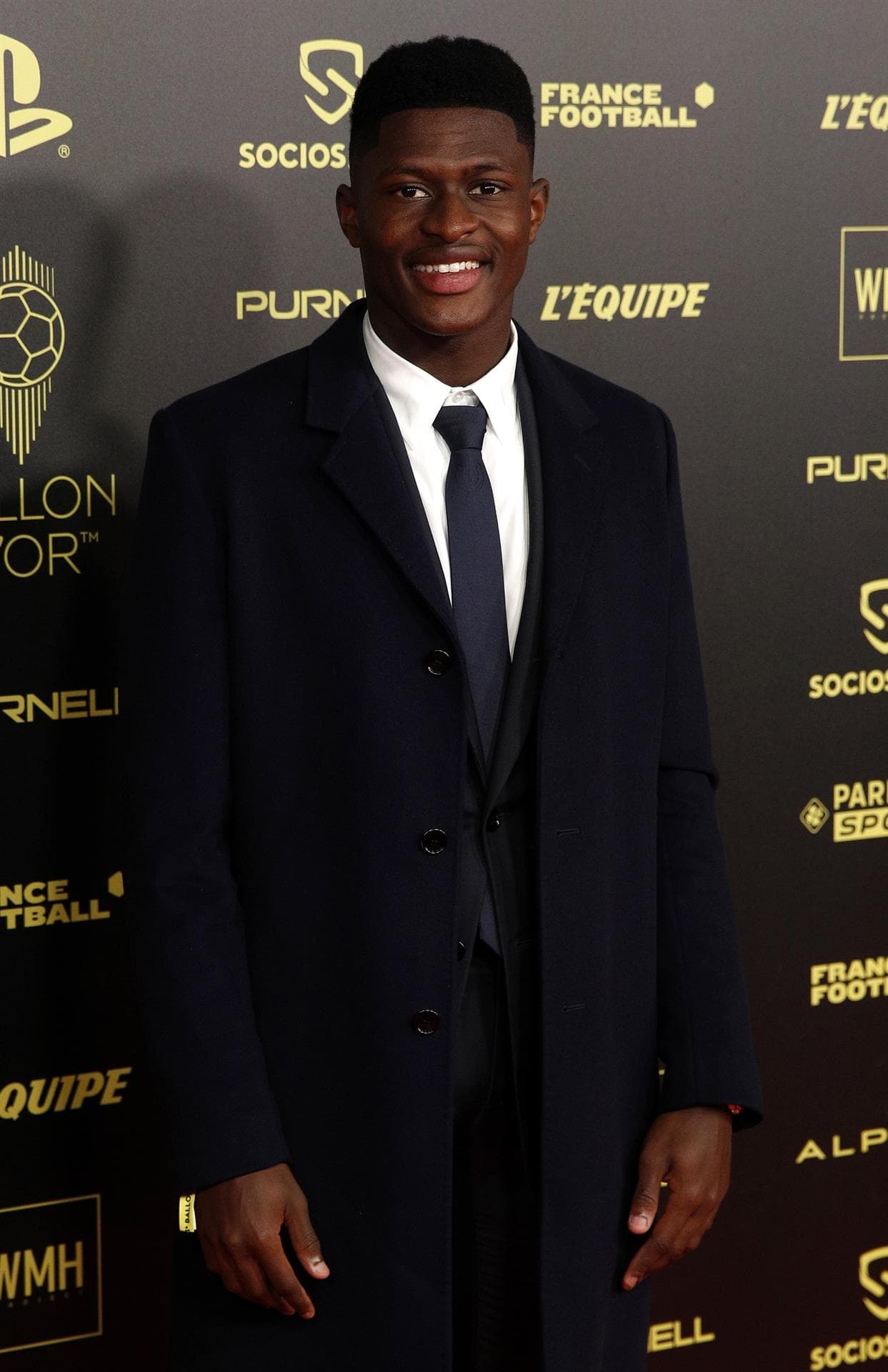 Nuno Mendes llegando a la gala.