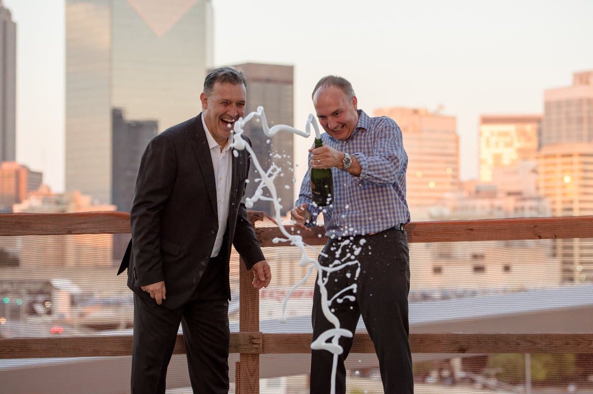 Esa fue la ocasión en la que se impuso el #ToastTata, el brindis en honor del primer entrenador de Atlanta United. (Crédito: Atlanta United FC)