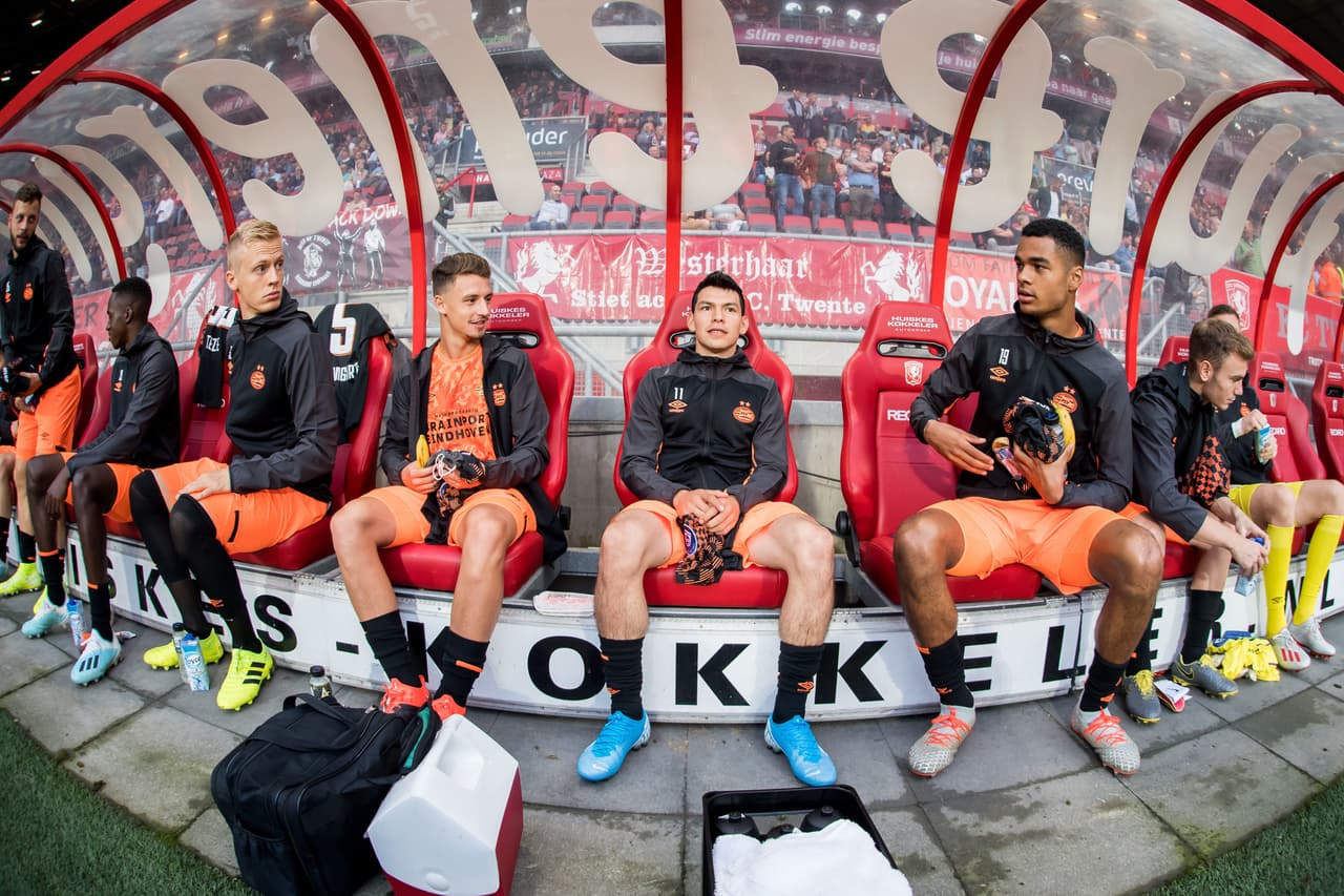 PSV debutó en la Eredivisie con empate frente al Twente.