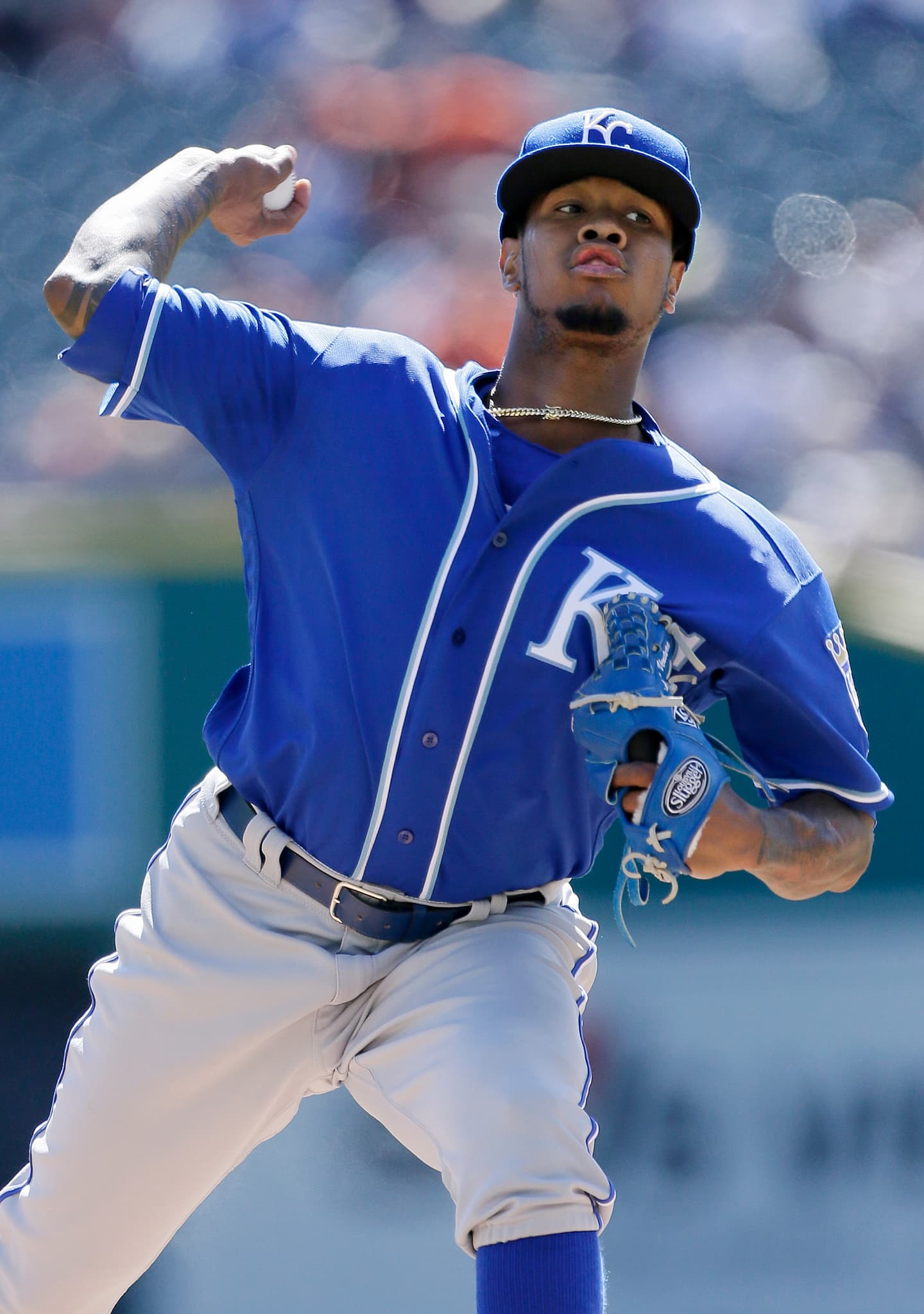 Al parecer Yordano Ventura manejaba sin cinturón de seguridad y bajo una  fuerte neblina, TUDN MLB