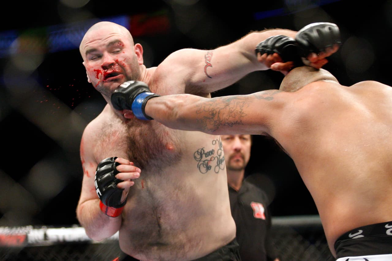 El boxeo y la UFC están de luto por la muerte de Tim Hague