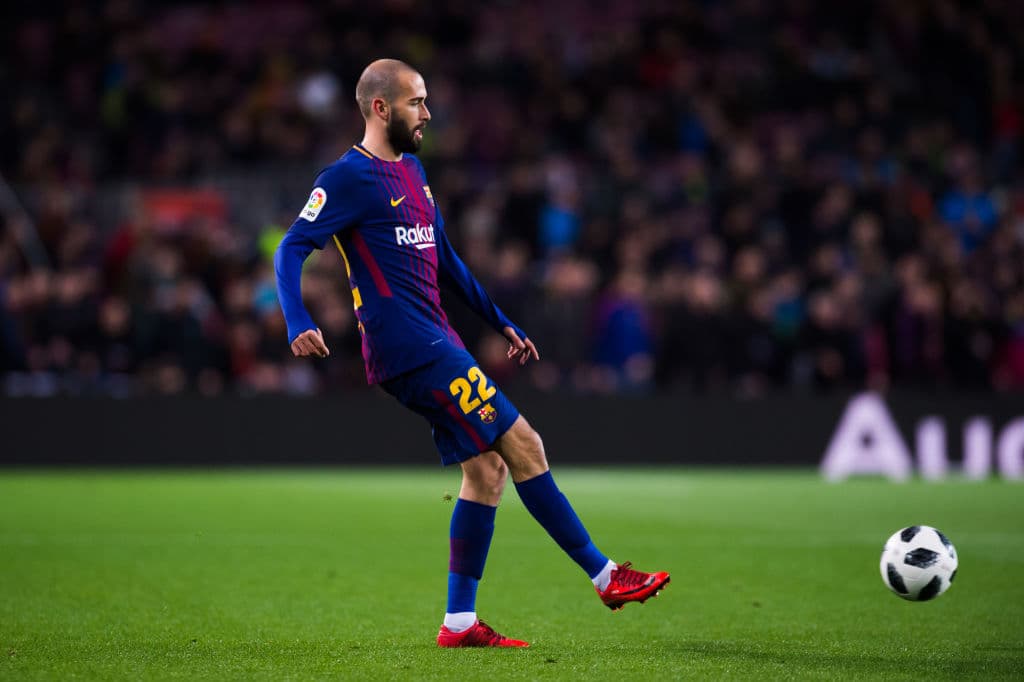 Lokomotiv de Moscú ha estado preguntando por la opción de fichar al lateral español Aleix Vidal, del Barcelona de España. Él es uno de los que aparece en la 'operación salida' del club catalán.