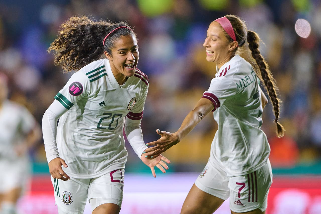 Arranca la jornada dos del premundial femenil y México arrolla 9-0 a la selección de Surinam.