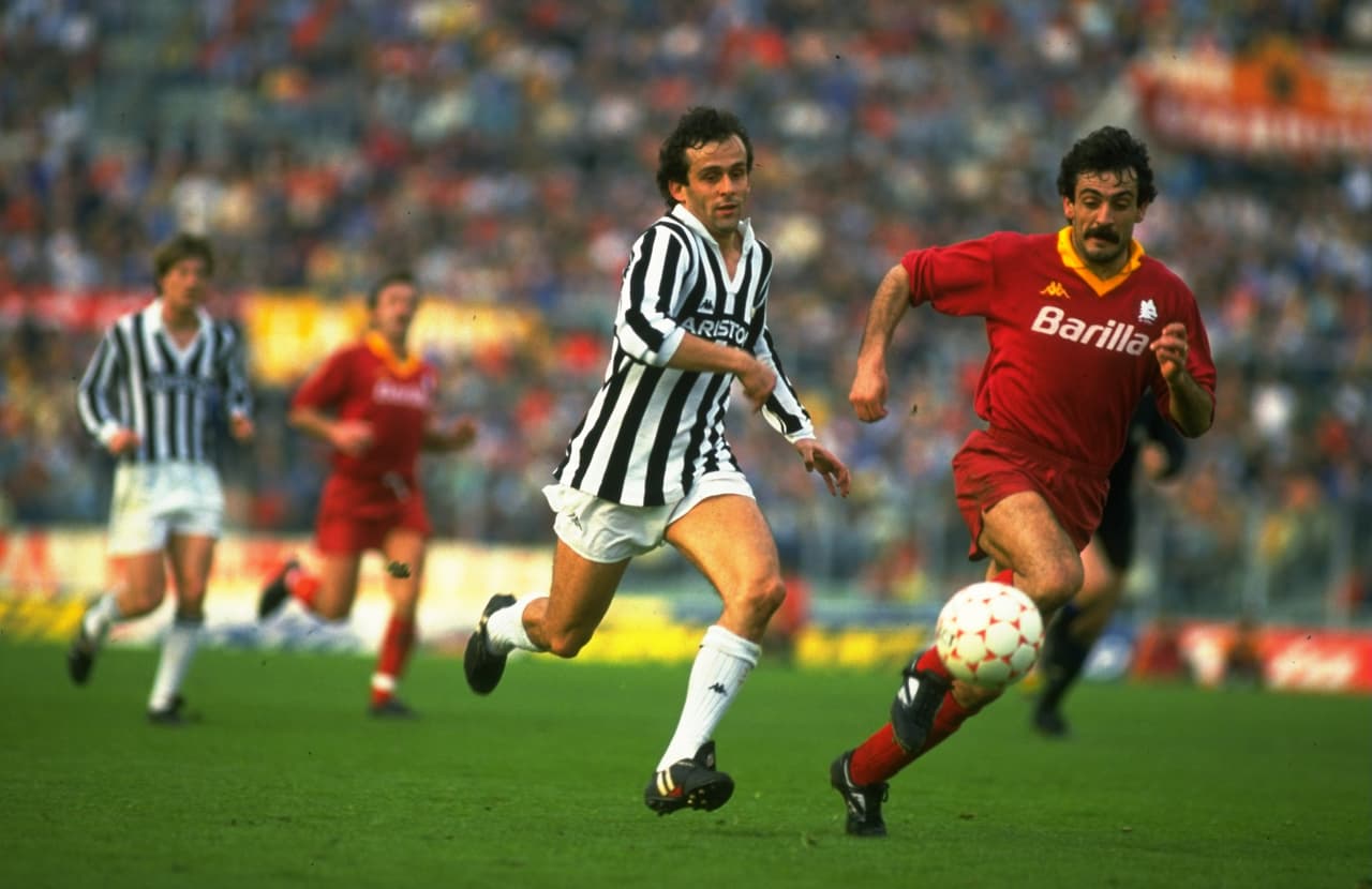 <b>Mediocampista: </b>Michel Platini (1983, 1984 y 1985)