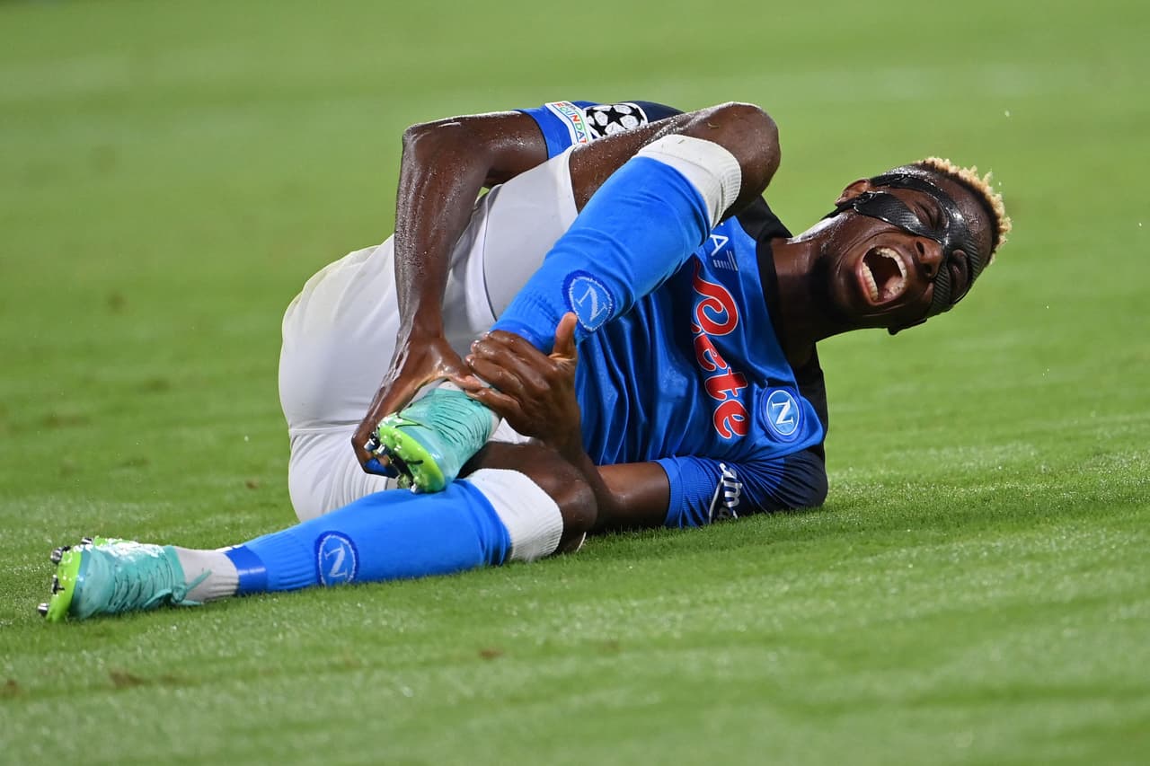 Napoli venció al Liverpool por 4-1 con un doblete de Piotr Zienlinski, así como los tantos de Anguissa y Giovanni Simeone. Hirving Lozano ingresó e la segunda parte, pero no pudo anotar.