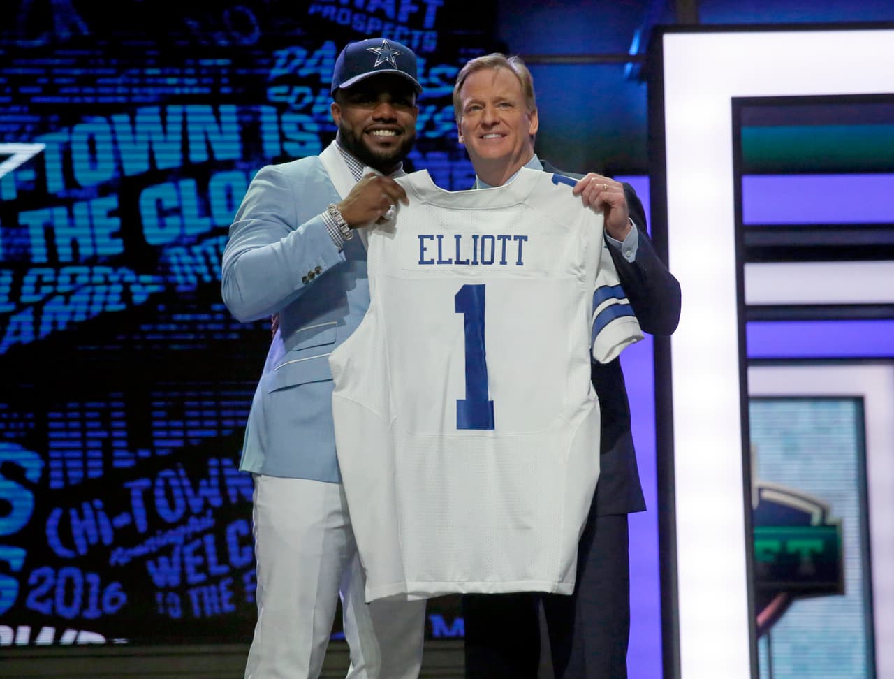 4 DALLAS COWBOYS RB EZEKIEL ELLIOTT -- OHIO ST.