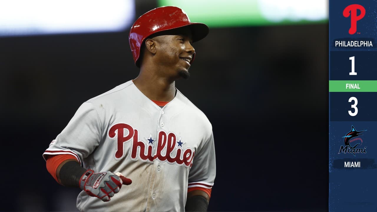 El mexicano Víctor Arano se adjudica triunfo de Phillies sobre Marlins