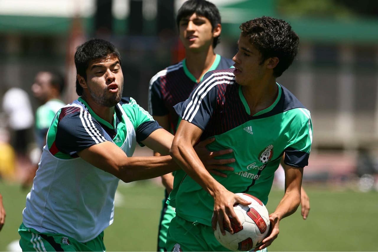 De aquella generación
<b>los más regulares</b> resultaron ser Néstor Araujo, Alan Pulido y Diego Reyes.