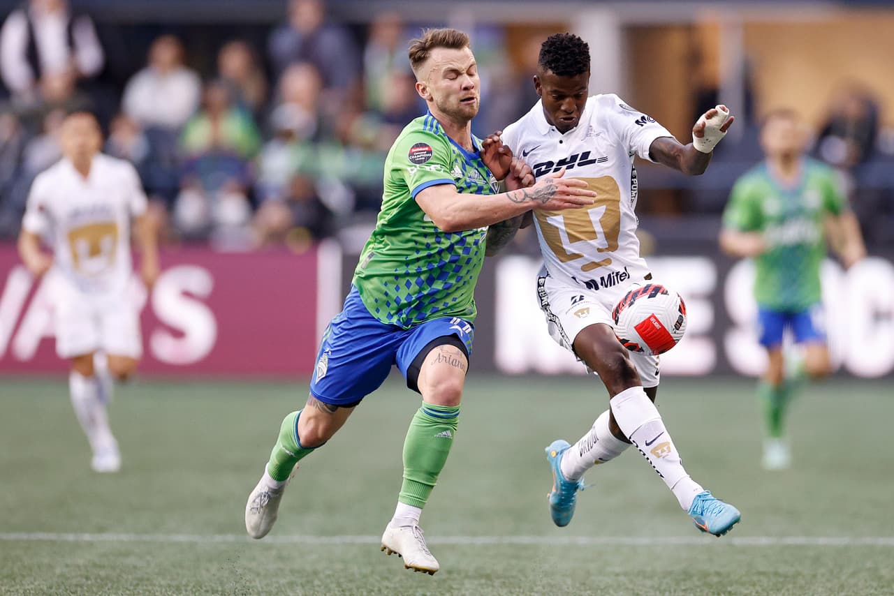 Seattle Sounders fue ampliamente superior a Pumas y se impuso con un doblete de Raúl Ruidíaz y otro tanto de Nicolás Lodeiro.