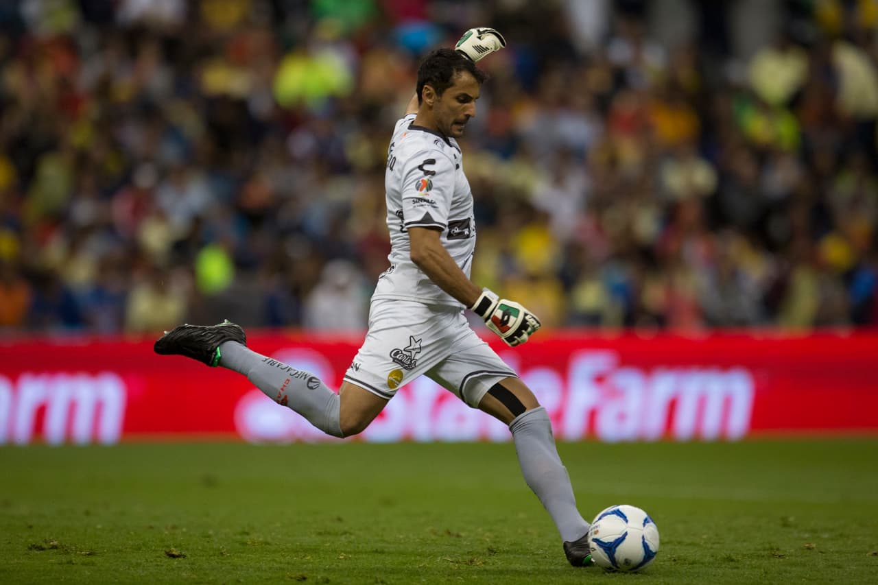 2. Luis Michel (Xolos) - su valor en el mercado es de 232.000 dólares, bajó 700.000 (75%)